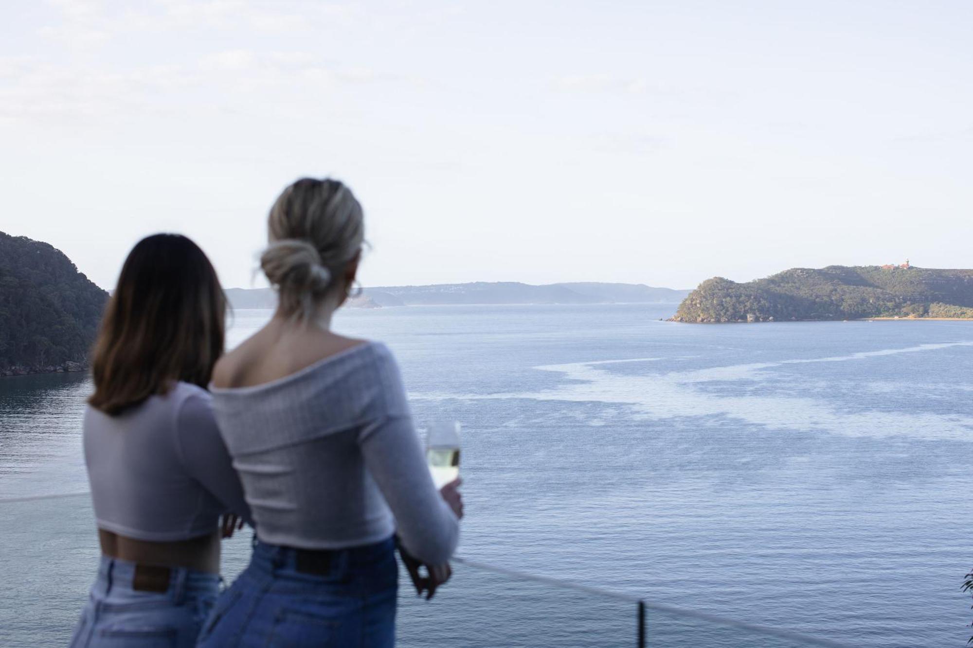 Cape Mackerel Cabin With Magic Palm Beach & Pittwater Views Villa Great Mackerel Beach Eksteriør billede